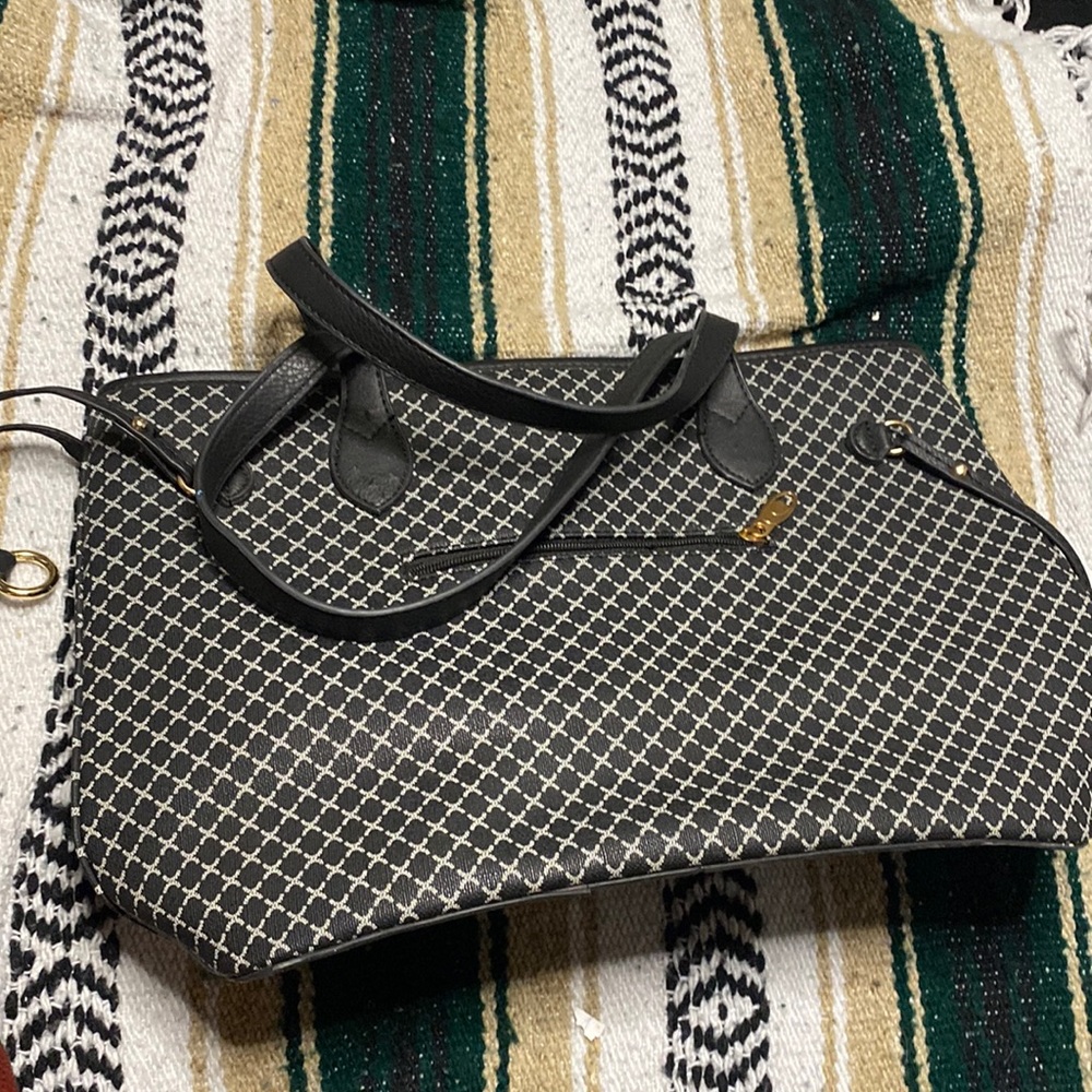 i couldn’t find original price